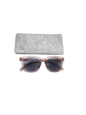 Peepers To The Max Glasses 04HBJA in Pink